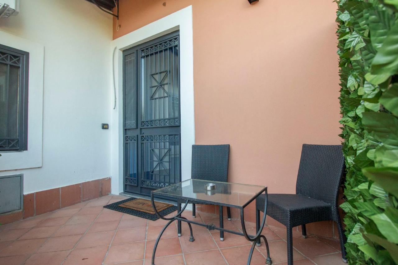 Royal Playa Suite And Apartament -Private Parking- Self Chek Out Catânia Exterior foto